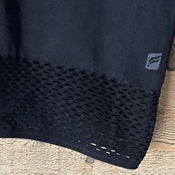 Fabletics Megan Seamless Pullover Mesh Long Sleeve Hoodie Top Black Size Medium - Picture 4 of 10